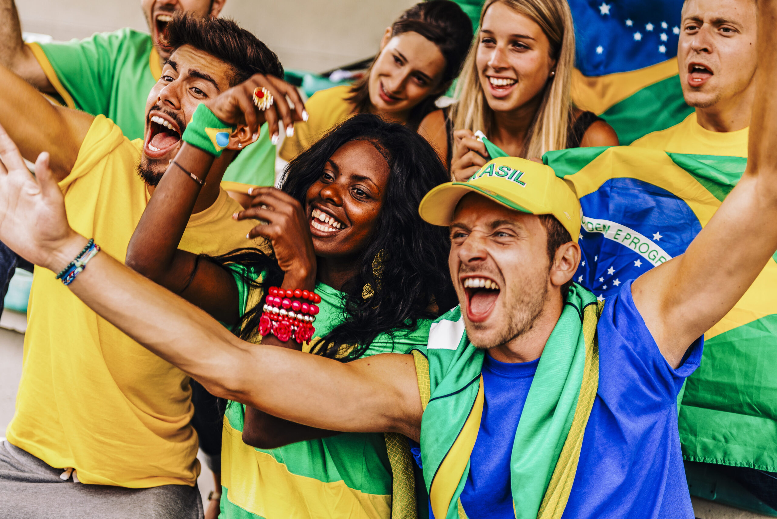 supporters-from-brazil-at-stadium-2024-09-18-17-47-18-utc - copia - copia